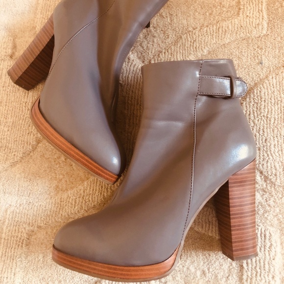 Steve Madden Gray Booties - Picture 4 of 5
